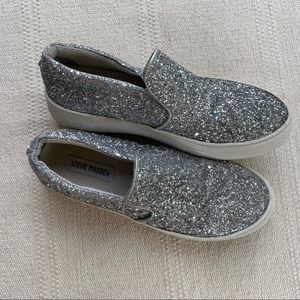 Steve madden glitter slip on shoes size 8
